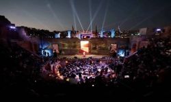 نجوم الأردن يفتتحون "مهرجان جرش"